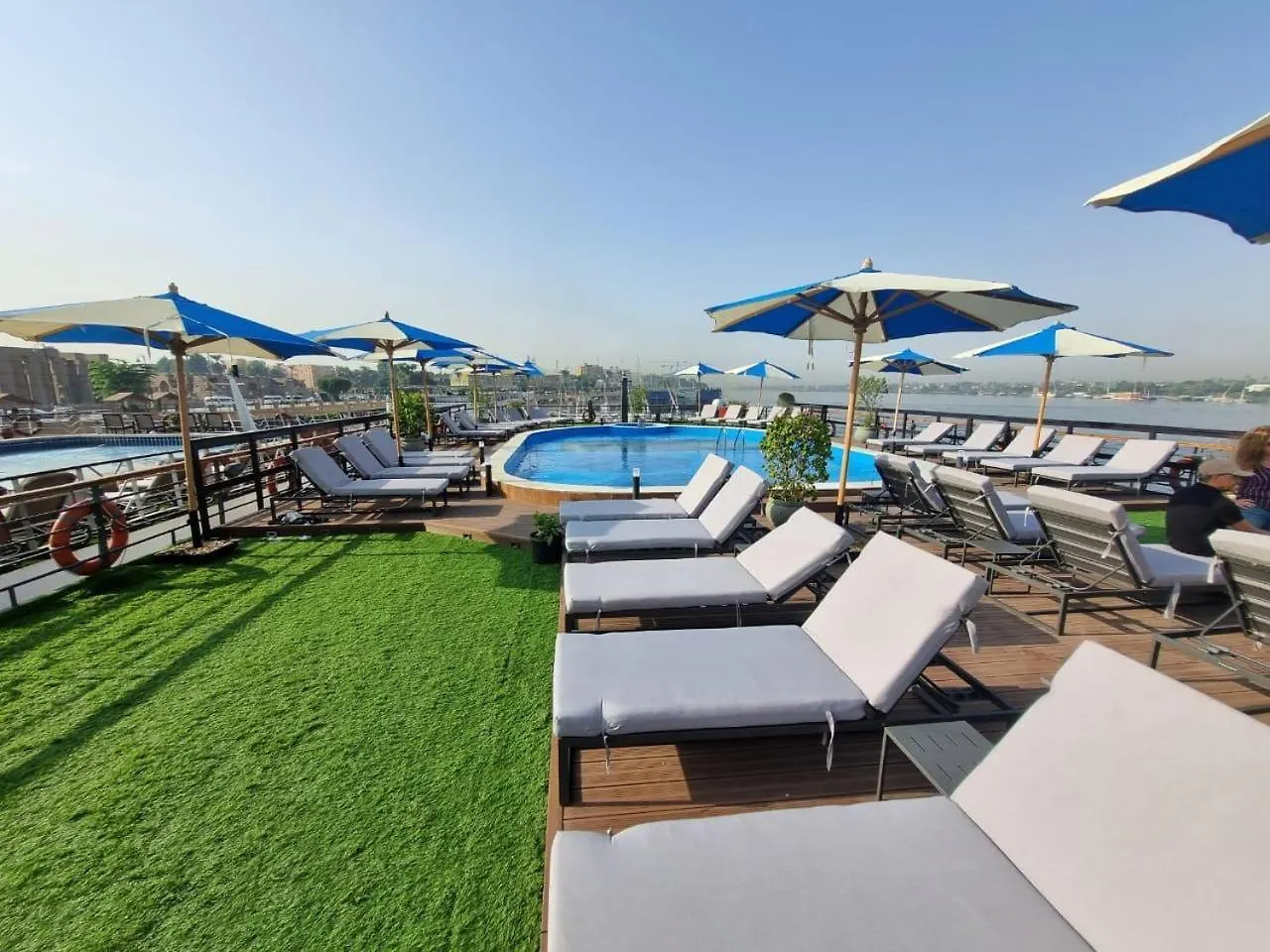 Nile Cruise 3 & 4 & 7 Nights 호텔 룩소르